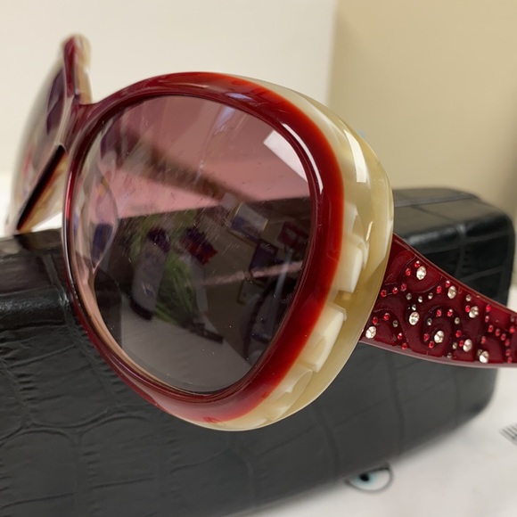 Judith Lieber61 MM Stunning Red Crystal Sunglasses Never Used main image 6